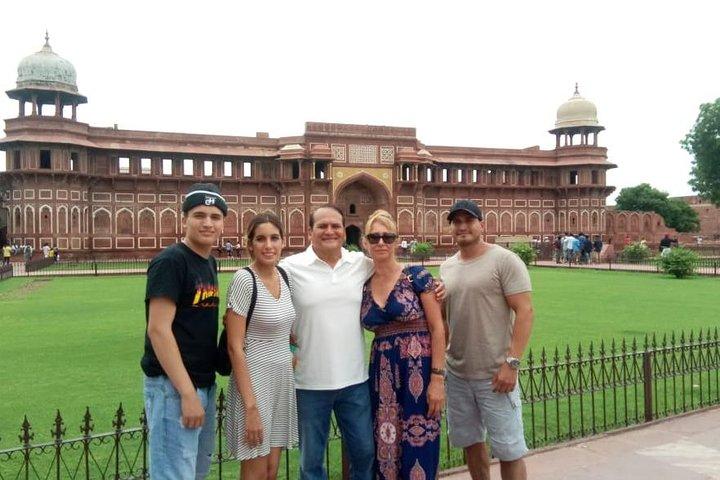 5-Day Golden Triangle Tour by Train from Delhi