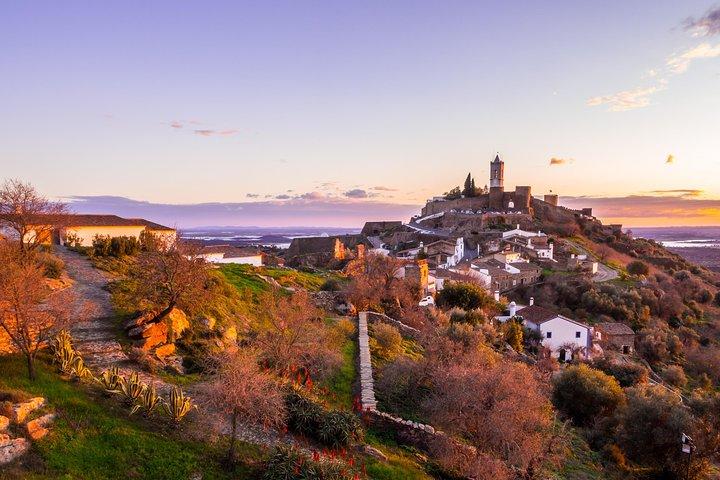 Evora and Monsaraz Private Tour From Lisbon