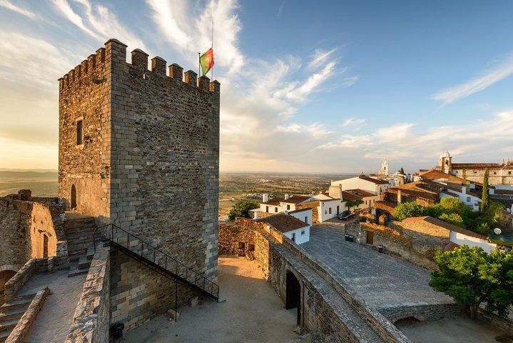 Evora and Monsaraz Private Tour From Lisbon