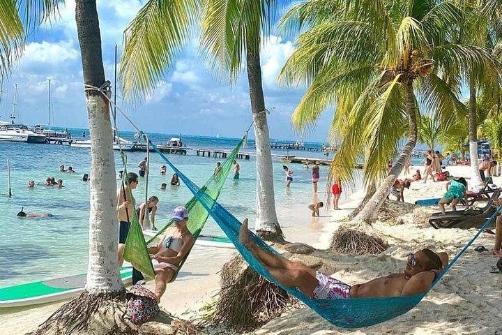 Catamaran Pleassure to Isla Mujeres with open bar & buffet lunch