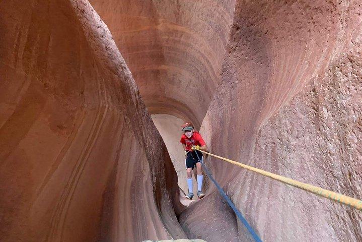 East Zion: Coral Sands Half-day Canyoneering Tour