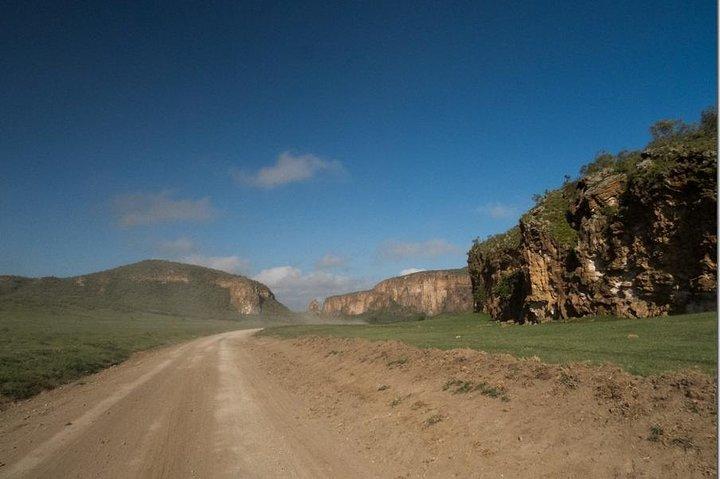 1 Day Hell's Gate Bicycle Tour (minimum 2 Pax)