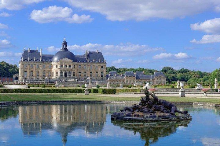 Vaux-Le-Vicomte Castle - Transportation Private Trip