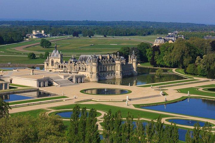Chantilly Castle - Transportation Private Trip