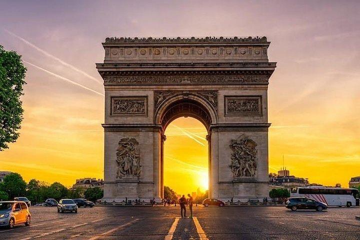 Paris By Day - Motion Tour - Private Tour