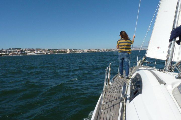 Small-Group Sailing Tour on the Tagus River from Lisbon