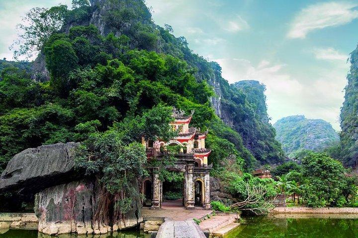 Ninh Binh – Van Long Wetland Reserve 2 Days 1 Night