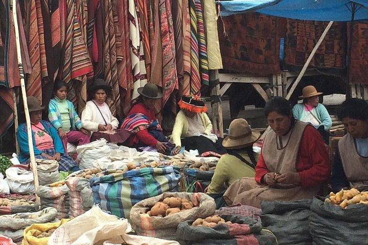 Private Tour to Pisac Market and Pisac Ruins