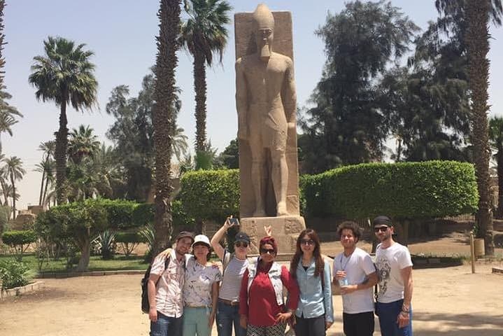 Private Full Day Tour to Giza Pyramids, Sakkara & Dahshur