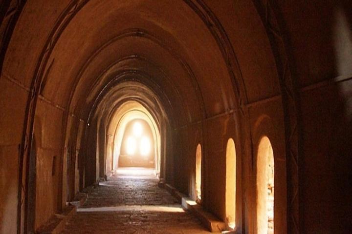 Package 14 Days 13 Nights to Pyramids, Oasis, Luxor & Aswan