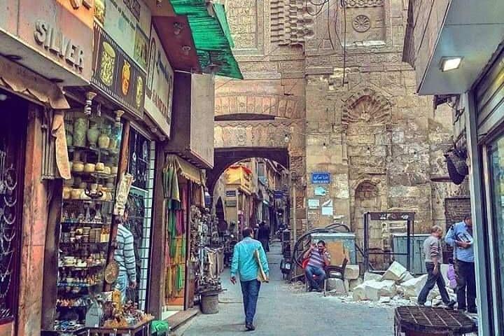 Cairo layover Pyramids, Museum & Bazaar