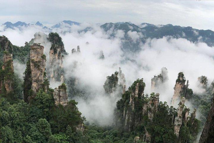 3 Full Days Private Zhangjiajie Tour including Huangshizhai