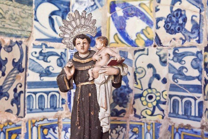 Lisbon Catholic Saints Tour: on Faith and Miracles - Private Tour