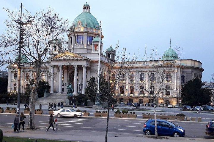 Belgrade sightseeing by car