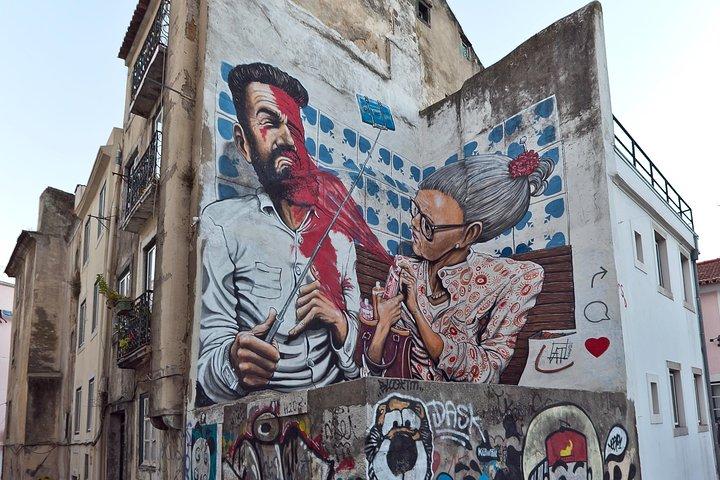 Mouraria: The Multicultural District - Private Walking tour