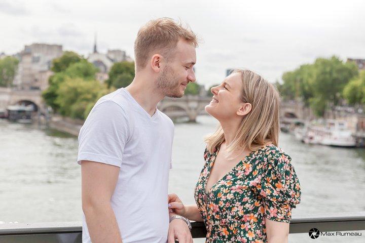 Private Historical Photo Tour in Paris