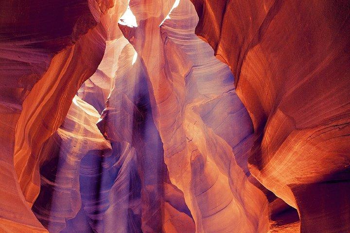 Antelope Canyon and Horseshoe Bend Day Tour from Sedona