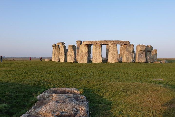 Private driver guided tour Stonehenge