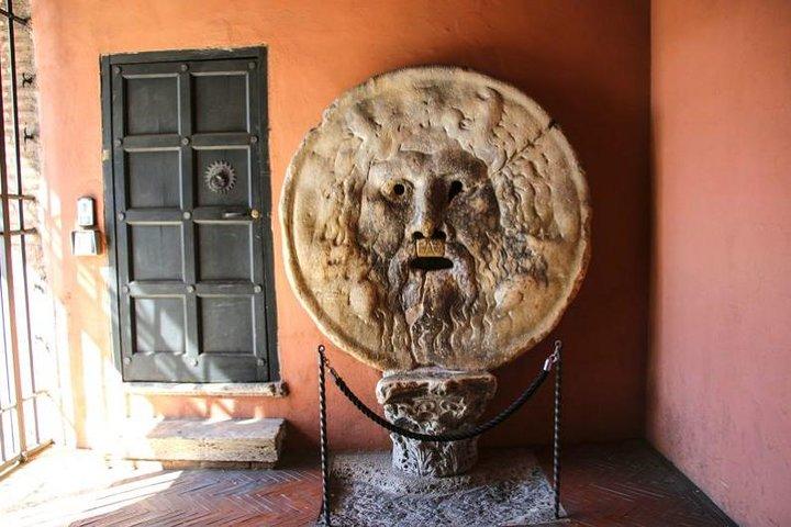 The Top Highlights of Rome Private Tour By Car Pick-up & Drop-off