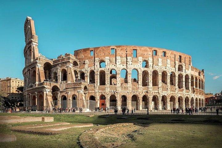 Exclusive Private Colosseum Tour with Roman Forum and Palatine
