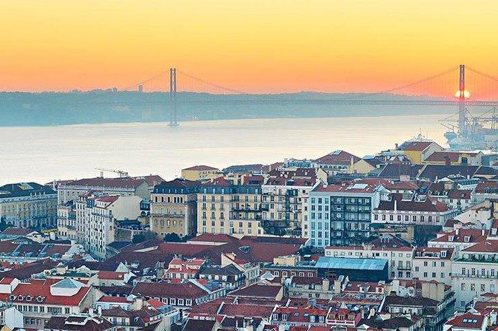 Half Day Lisbon - Private Tour of the City Charms
