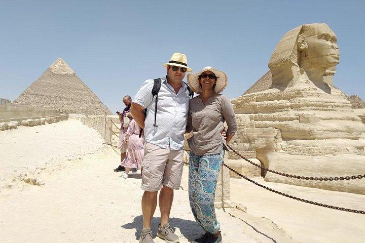 Half Day Tour Giza Pyramids &Great Sphinx with Private Tour Guide