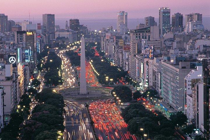 Tour of Buenos Aires with Guide and Lunch Included