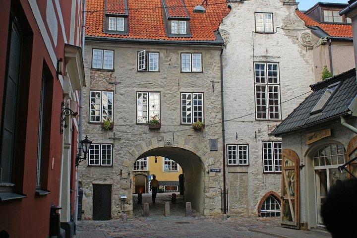 Riga Old Town Walking Tour in a Small Group