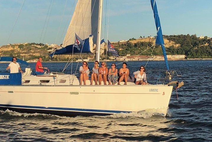Two-Hour Private Sailing Trip in Lisbon