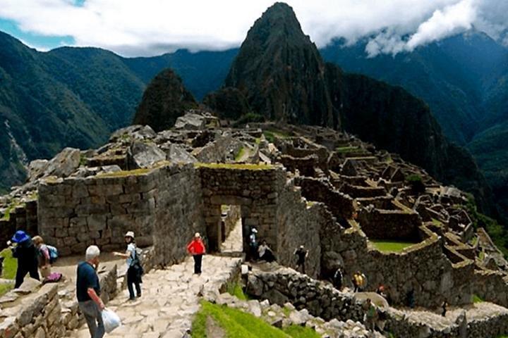Tour to Machu Picchu Full Day From Cusco