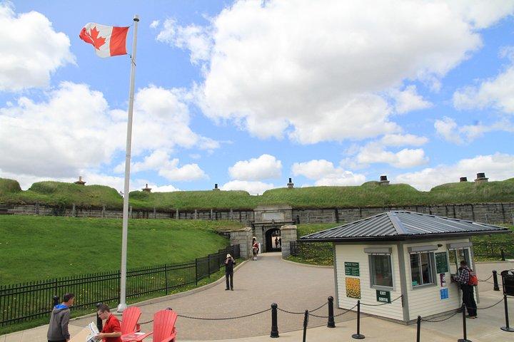Halifax Harbour Hopper Tour