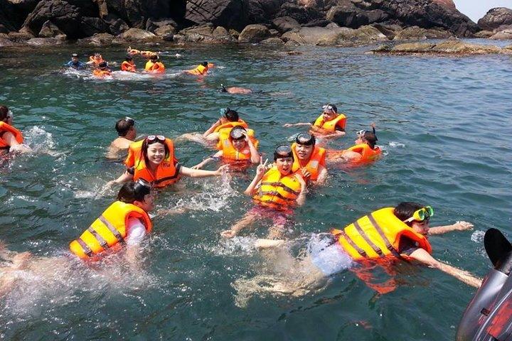 Cham Island Snorkeling Tour