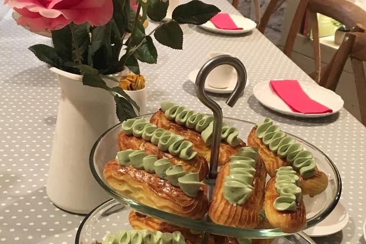 Paris Cooking Class: Chocolate Éclairs and Cream Puffs