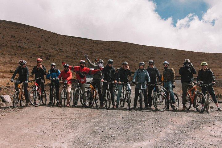 Cotopaxi National Park Hiking & Biking Tour