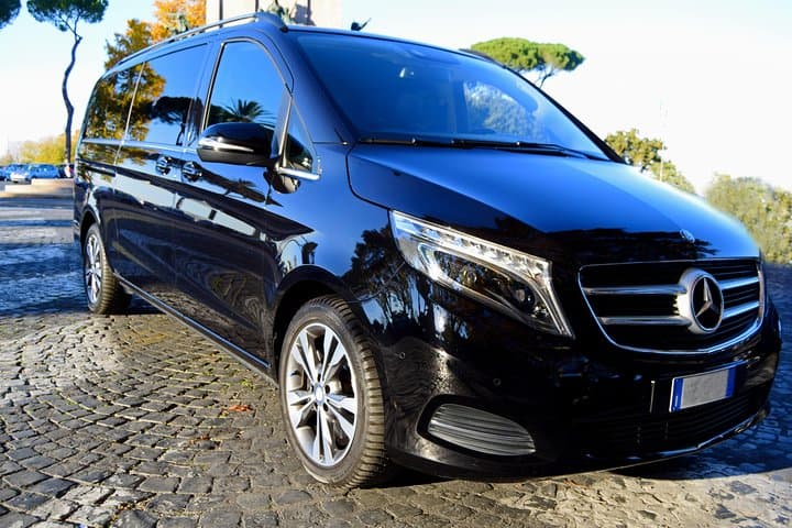 Civitavecchia Private Transfer: Civitavecchia Port to Rome