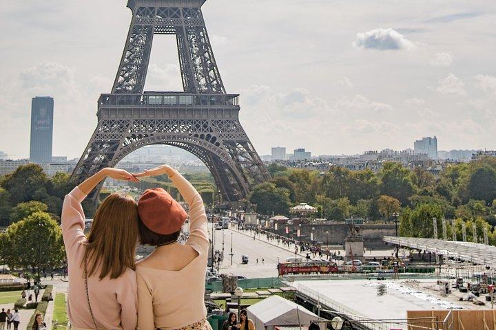Private 10-hour Shore Excursion to Paris from Le Havre (official guide in Paris)