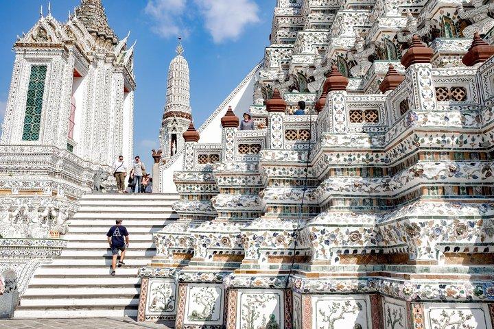 Explore Bangkok: Guided City and Temple Tour