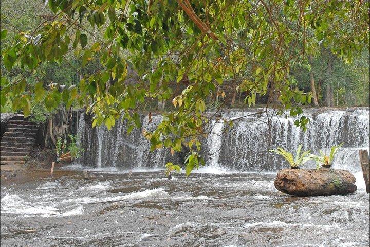 Private Kulen Waterfall & 1000 Lingas Tour