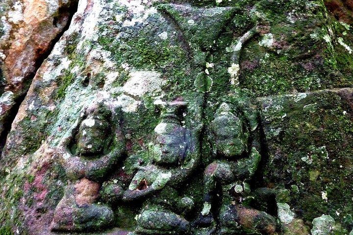 Kulen Waterfall & Kbal Spean Tour