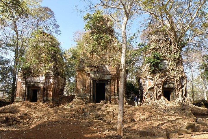 Preah Vihear, Koh Ker & Beng Mealea Tour