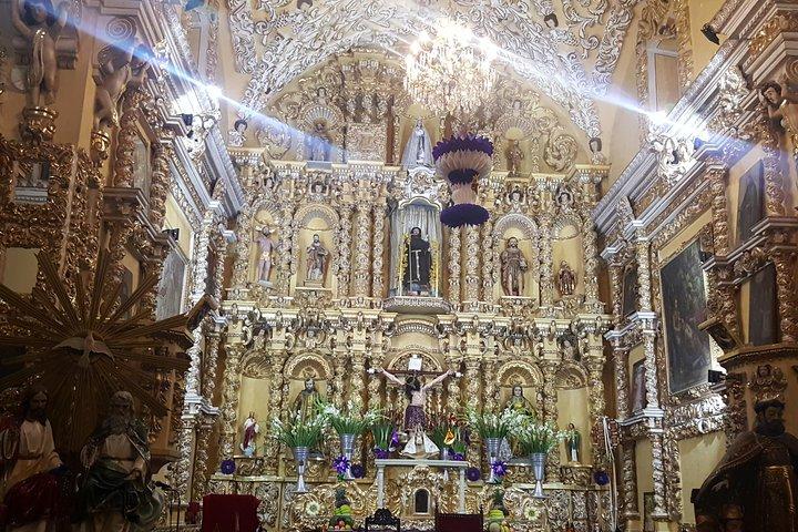 Cholula Magical Twon on a Traditional Tram from Puebla