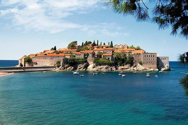 Ticket Tour: Kotor Bay Cable Car, Budva, Sveti Stefan