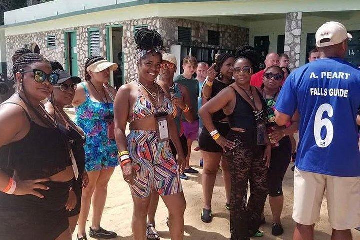 Private Tour Montego Bay To Blue Hole and Dunns River falls