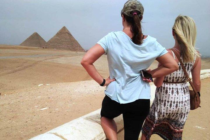 Cairo Highlights: 3-Day Guided Tour with Dinner Cruise and Camel Ride