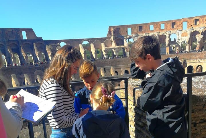 Colosseum Tour for Kids with Caesars Palace & Roman Forums