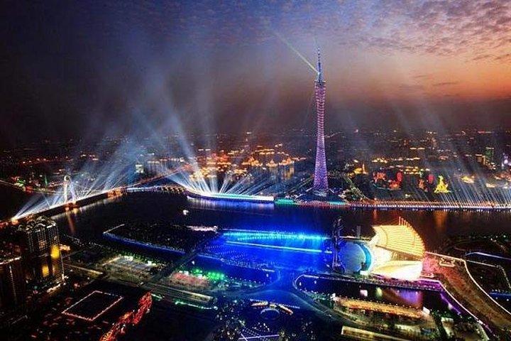 Private Guangzhou Night Tour with Canton Tower and Bar Hopping