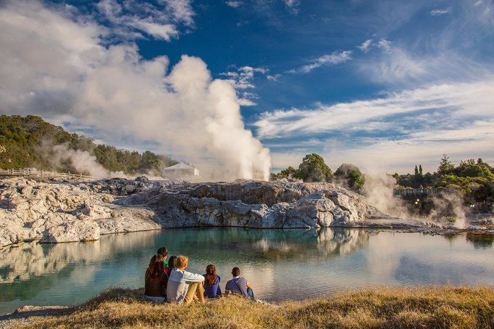 Private Tour From Auckland to Rotorua & Waitomo Glowworm Caves, Small group