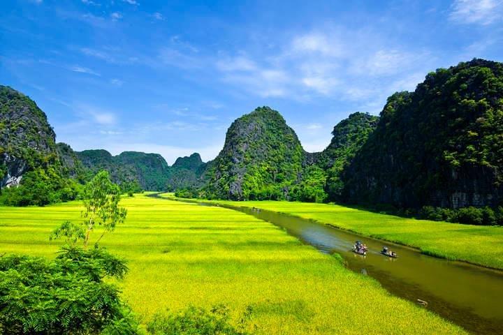 Ninh Binh & Cuc Phuong National Park 2 Days Tour