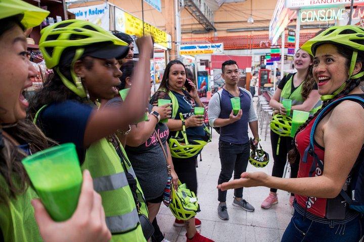 Foodie Lovers And Trendy CDMX E-bike Tour