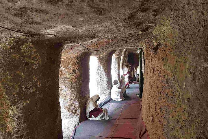 Day trip to Adadi Mariyam and Melka kunture